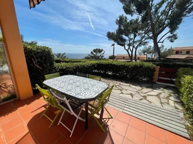 Residence Cap Soleil, Piscines, Tennis... Saint-Mandrier-sur-Mer 0*,  France