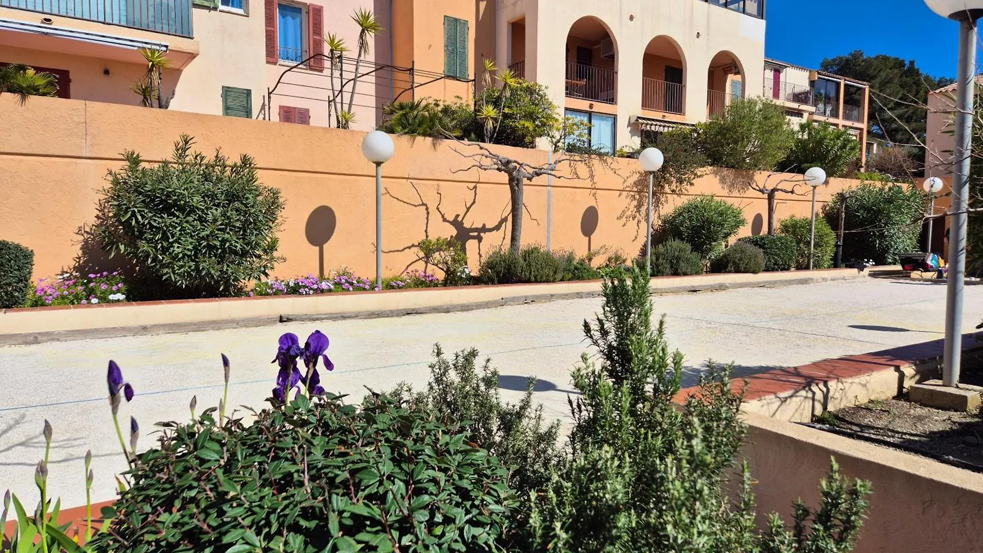 Residence Cap Soleil, Piscines, Tennis... Saint-Mandrier-sur-Mer 0*,  France